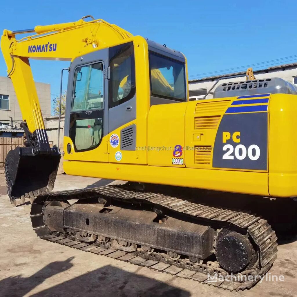 vikšrinis ekskavatorius Komatsu PC 200-8, PC 220-8