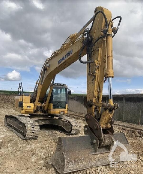 Komatsu PC 210 LC-8K excavadora de cadenas