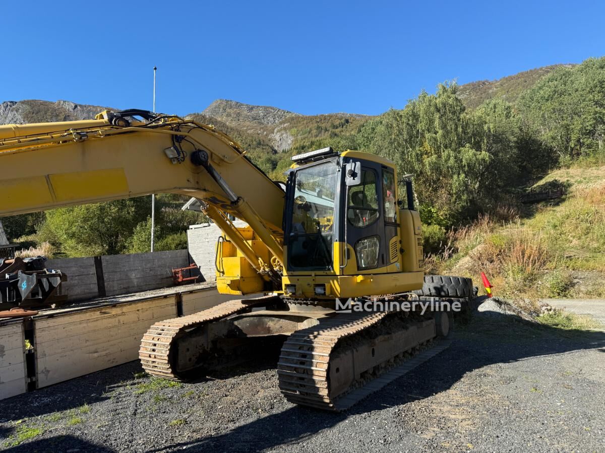 Komatsu PC 228 beltegraver til salgs | Machineryline NO Komatsu PC 228 beltegraver - Machineryline