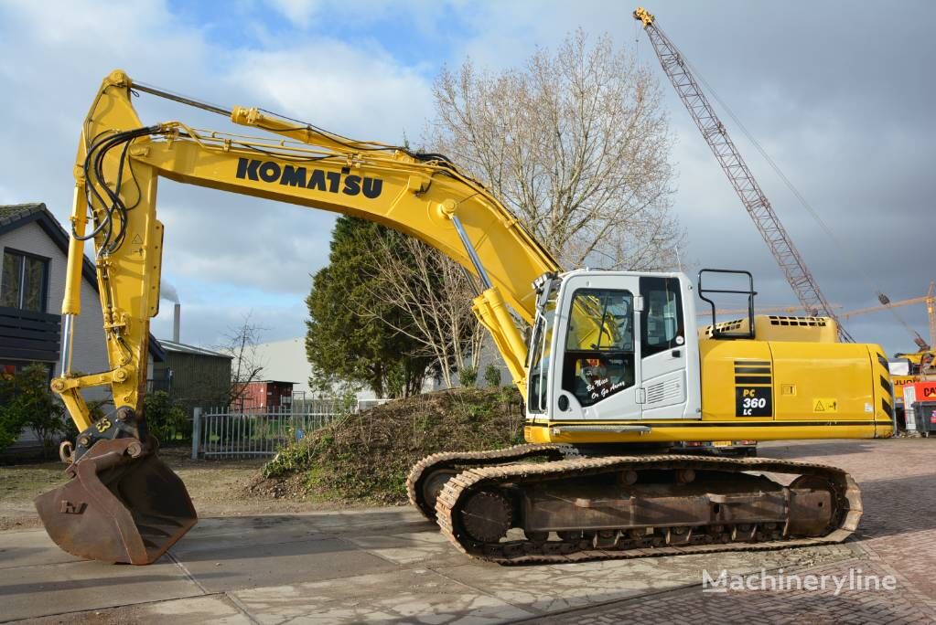 bager goseničar Komatsu PC 360 LC-10