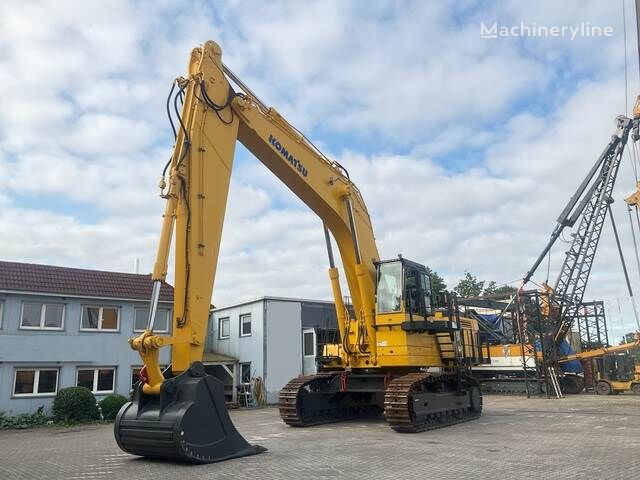 Komatsu PC1250-7 tracked excavator