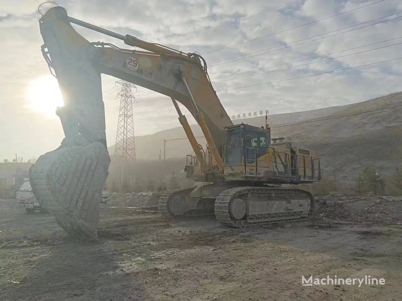 Komatsu PC1250-8 Kettenbagger