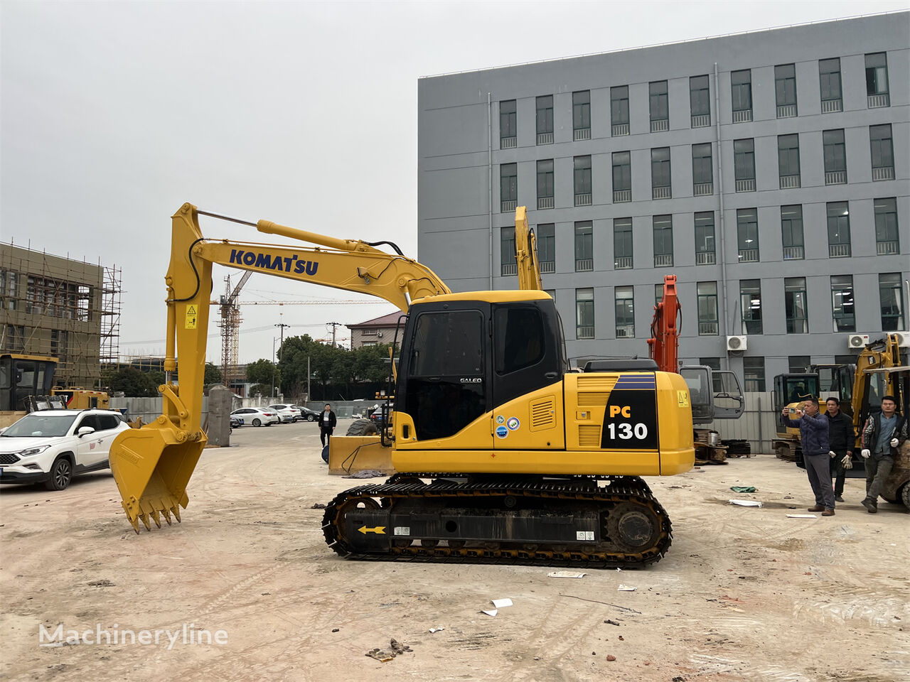 Komatsu PC130 tracked excavator