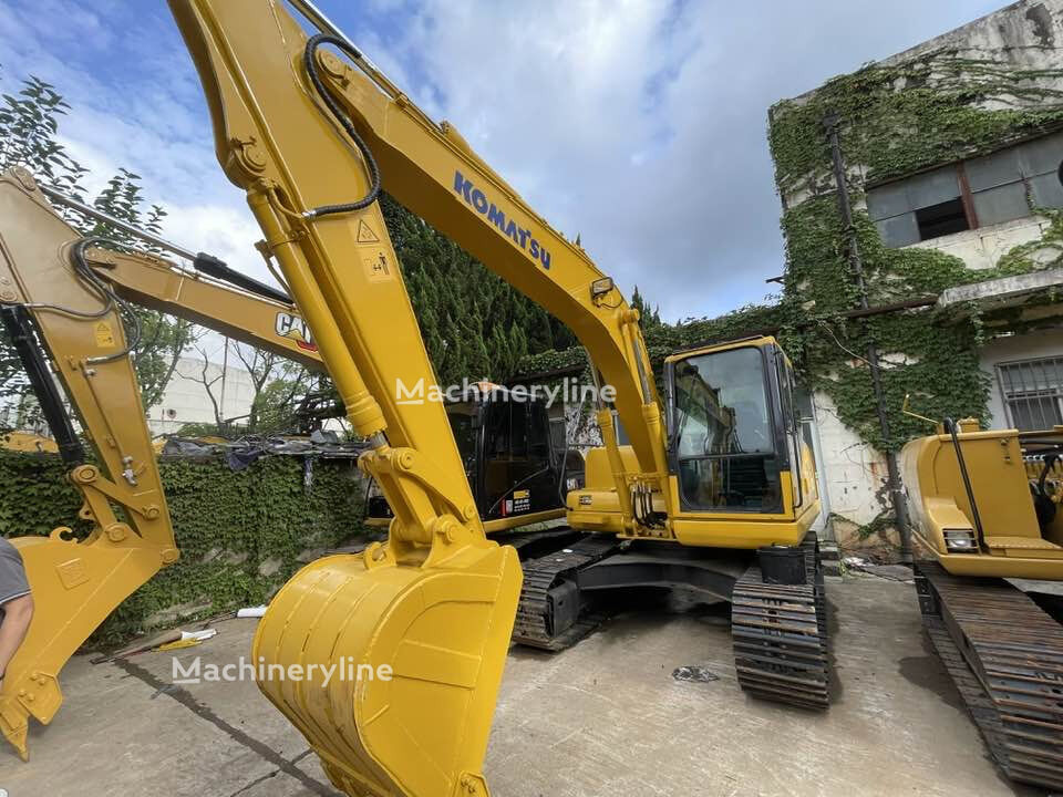 Pelle sur chenilles Komatsu PC130 à vendre | Machineryline FR Pelle sur chenilles Komatsu PC130 - Machineryline