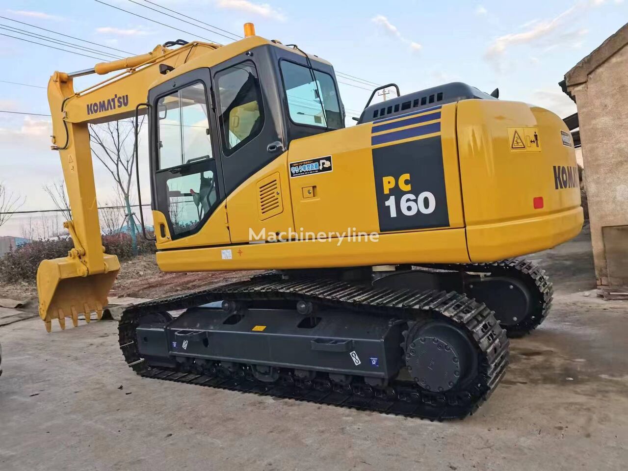 гусеничний екскаватор Komatsu PC160