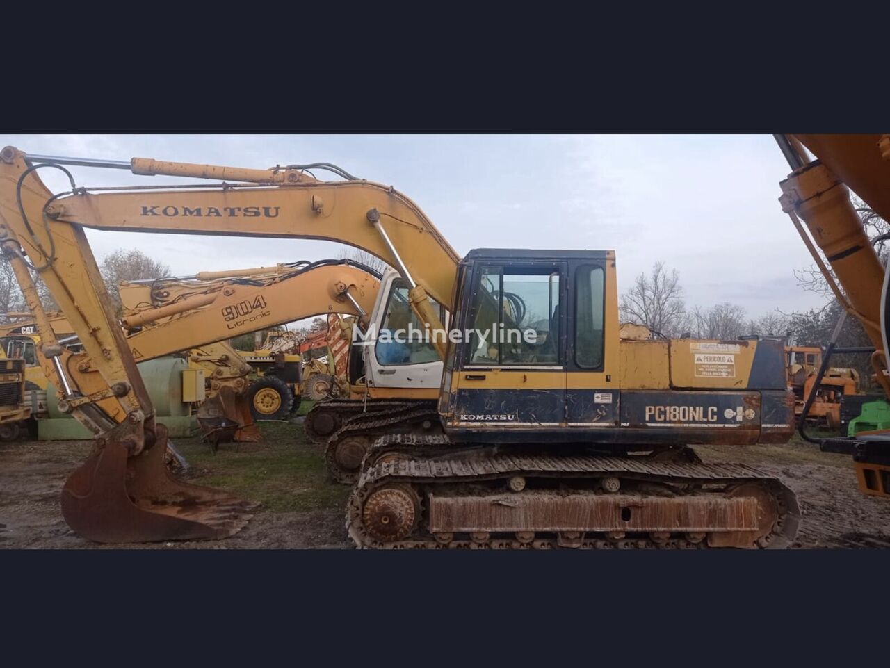 pelle sur chenilles Komatsu PC180NLC-3