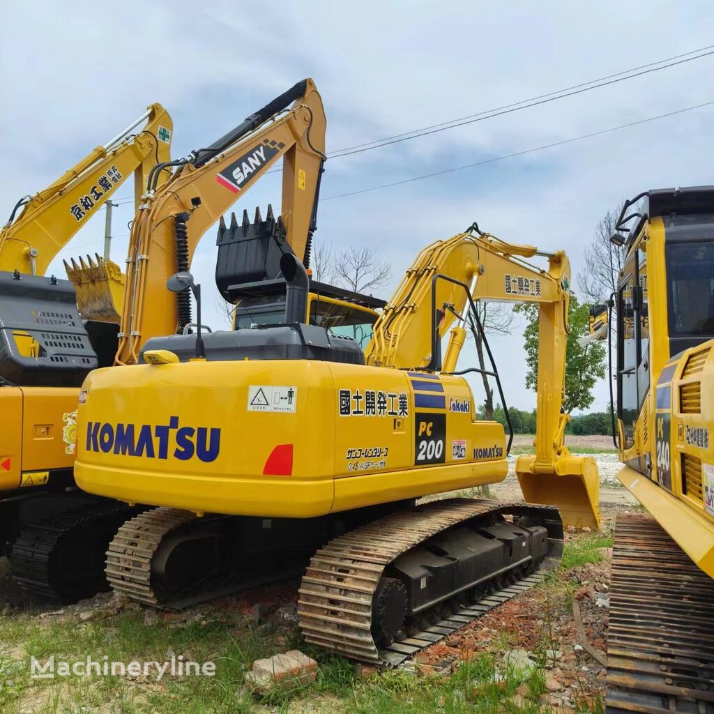 Komatsu PC200 tracked excavator