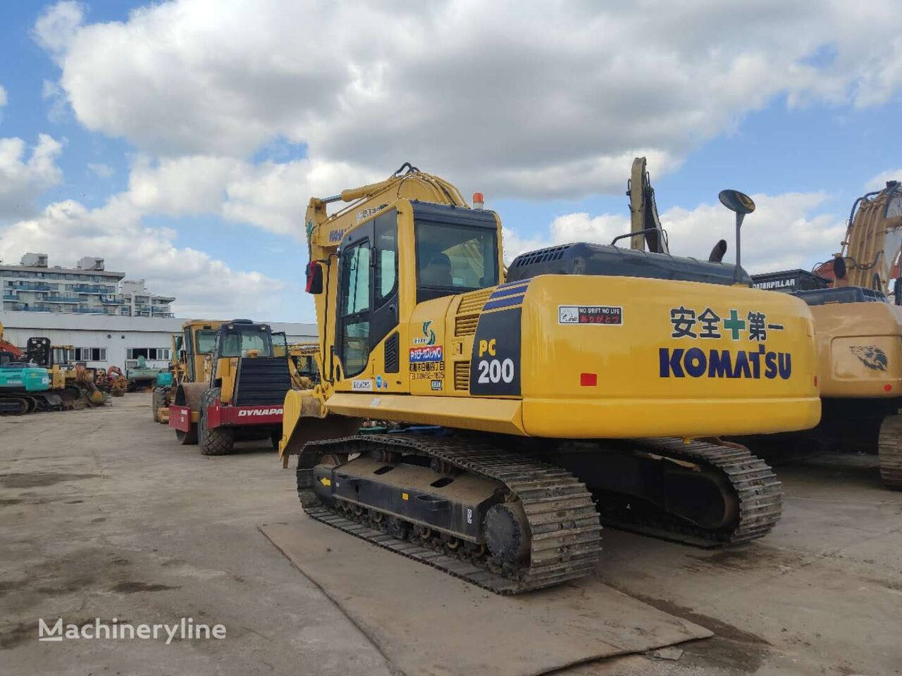 Komatsu PC200-8 tracked excavator