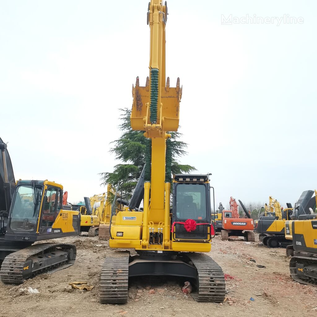 гусеничный экскаватор Komatsu PC200-8