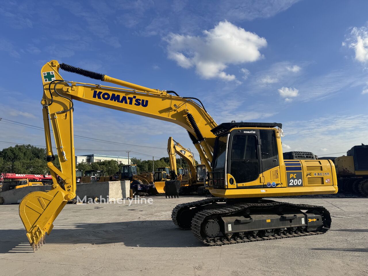 Pelle sur chenilles Komatsu PC200-8 - Machineryline