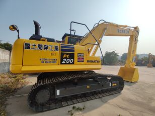 гусеничный экскаватор Komatsu PC200-8