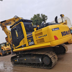 履带式挖掘机 Komatsu PC200-8 3000  UNTS IN STOCK CHINA BIGGEST SUPPLIER