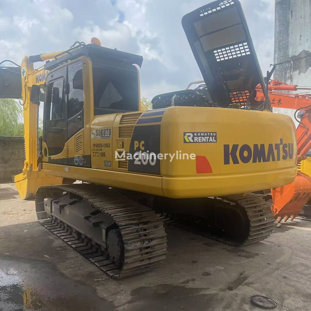 Komatsu PC200-8N1 beltegraver