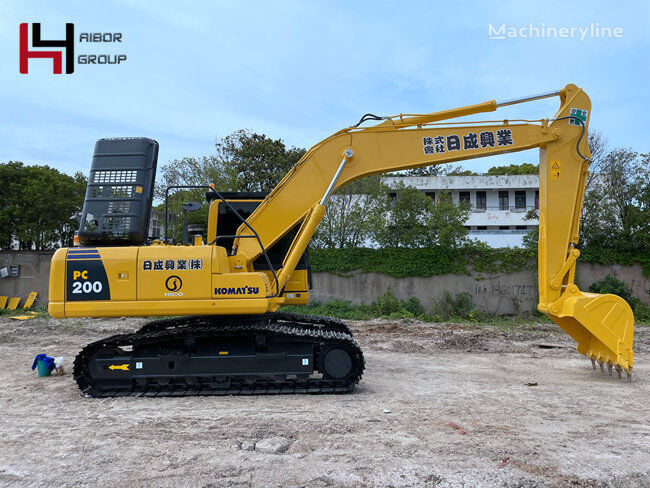 Komatsu PC200-8n1 tracked excavator