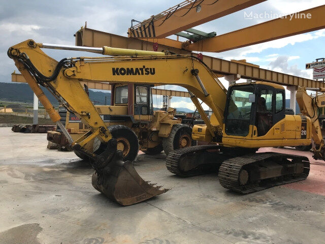 excavator pe şenile Komatsu PC210-7K în bucăți