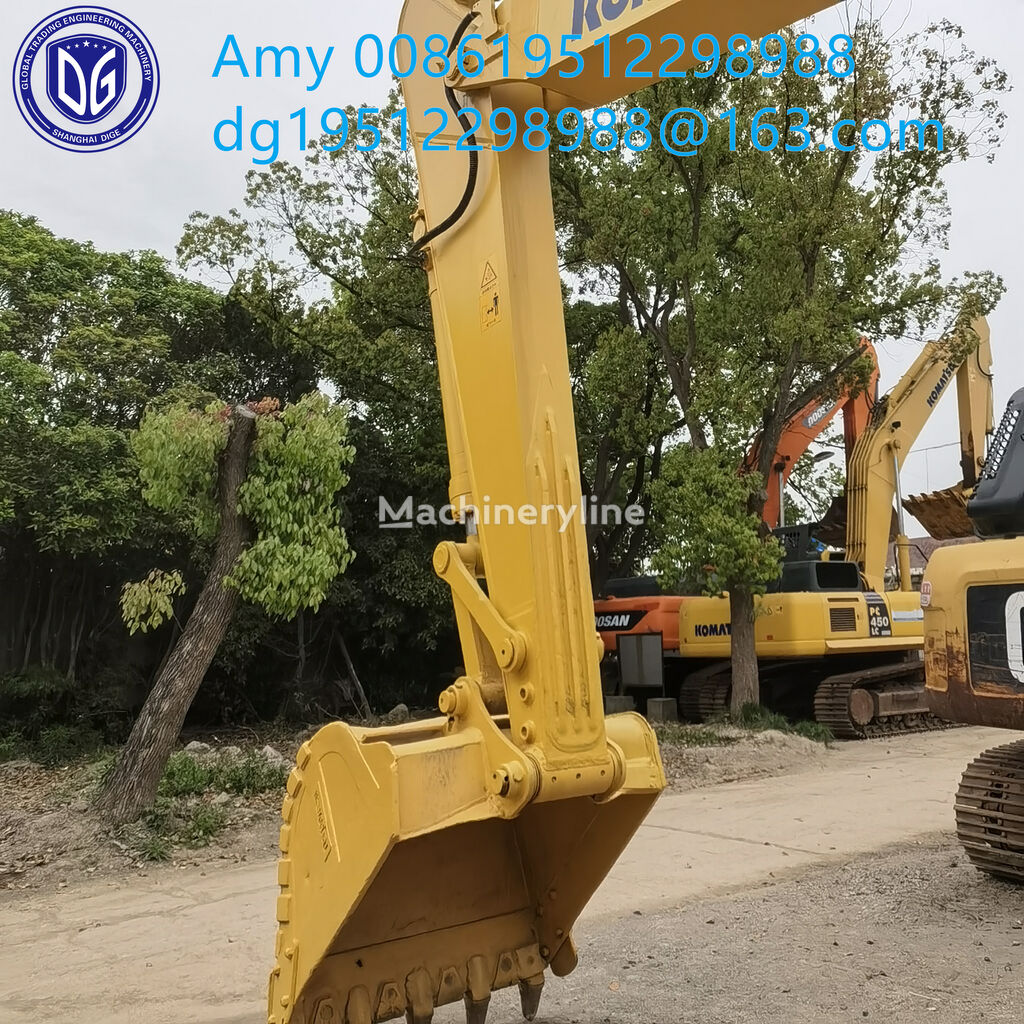 Komatsu PC220-7 tracked excavator