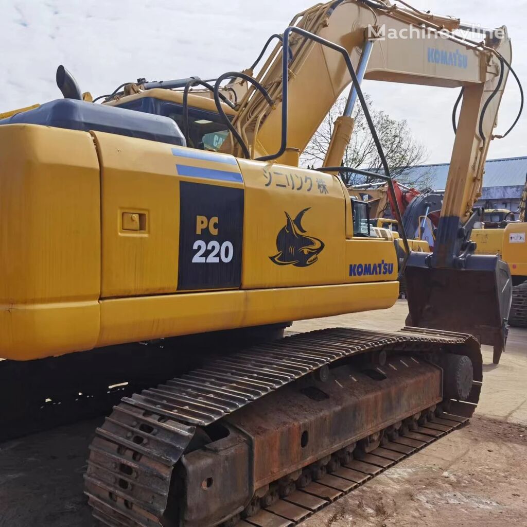 new Komatsu PC220-7 tracked excavator