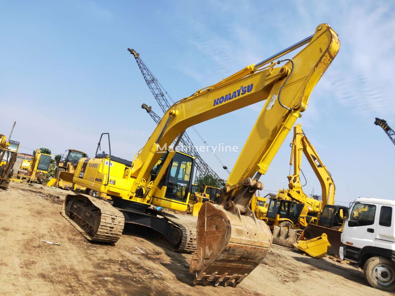 Komatsu PC220-7 Kettenbagger