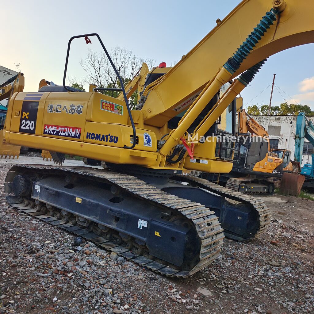 Komatsu PC220-7 excavadora de cadenas - Machineryline