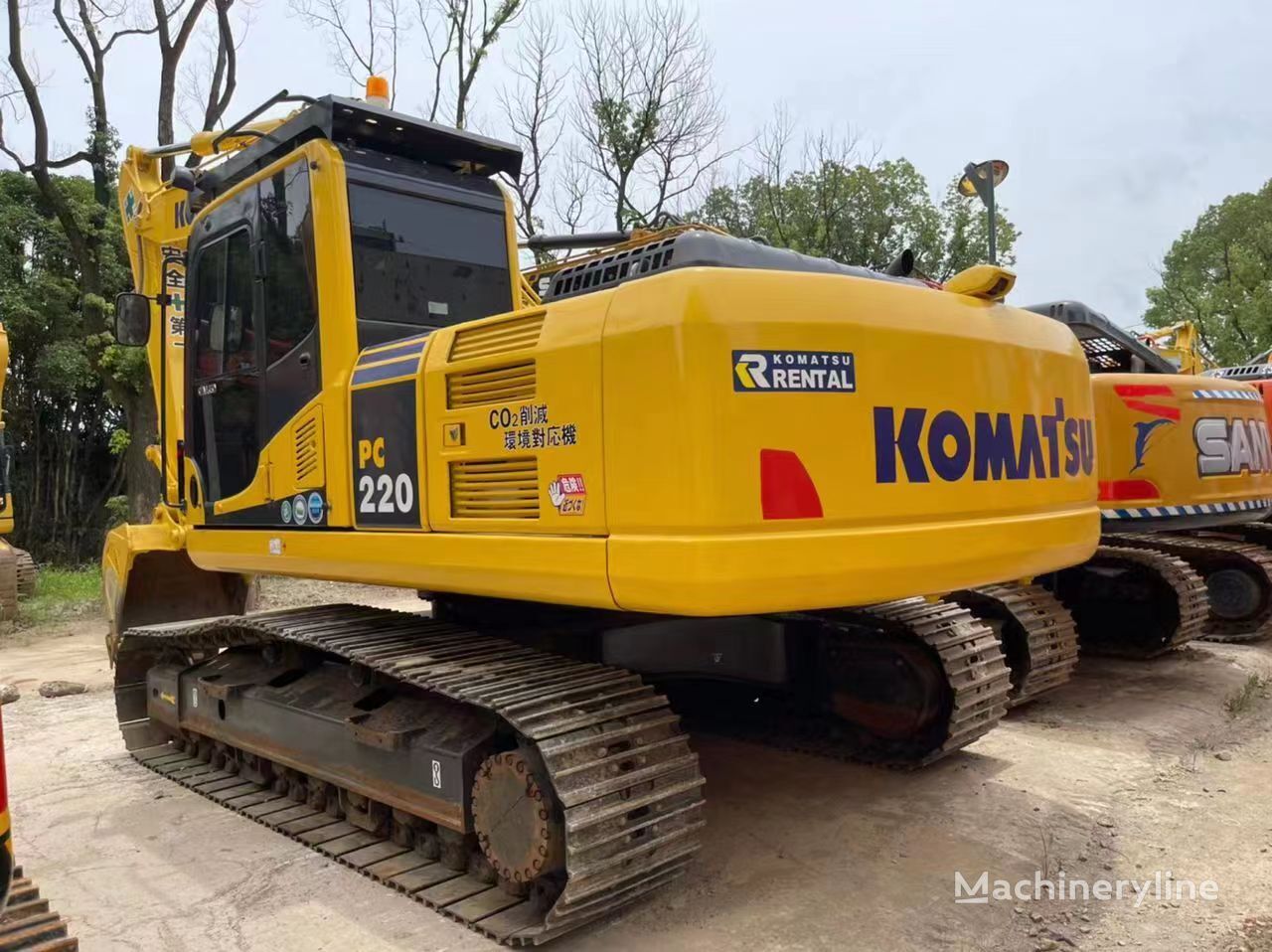 Komatsu PC220-8 tracked excavator