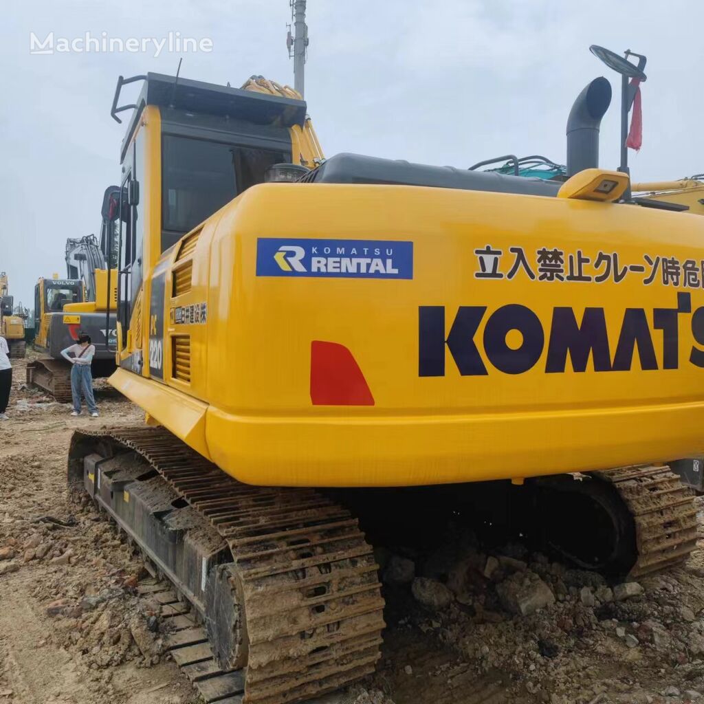 Komatsu PC220-8 Kettenbagger