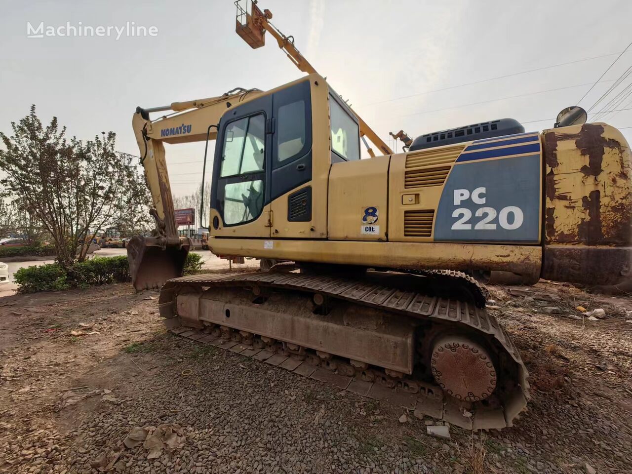 Komatsu PC220-8 tracked excavator