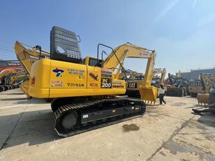 Komatsu PC220-8 Kettenbagger