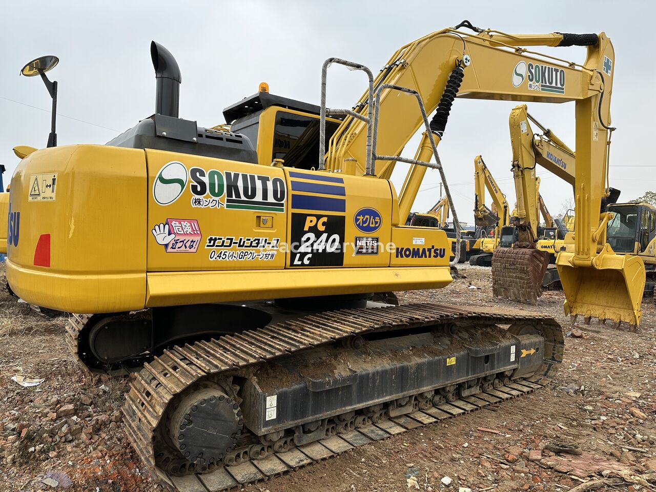 excavator pe şenile Komatsu PC240