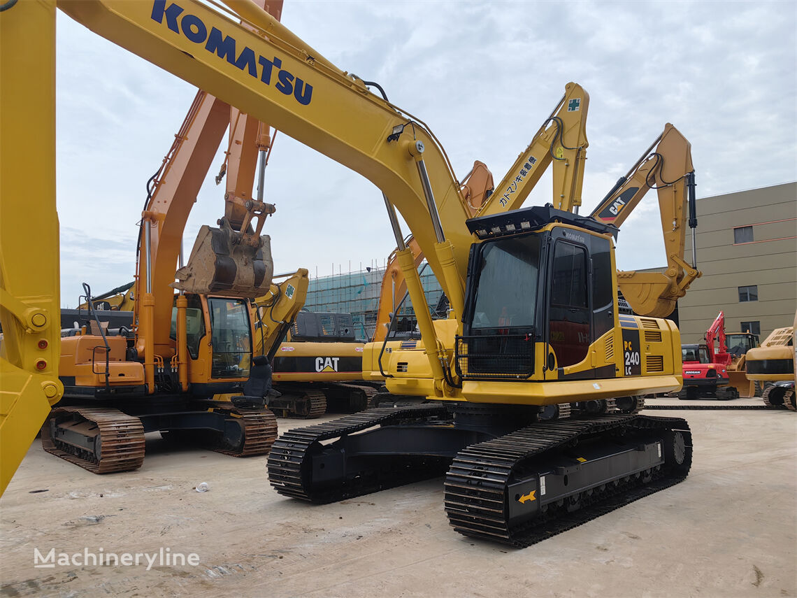 Komatsu PC240LC-8 tracked excavator - Machineryline