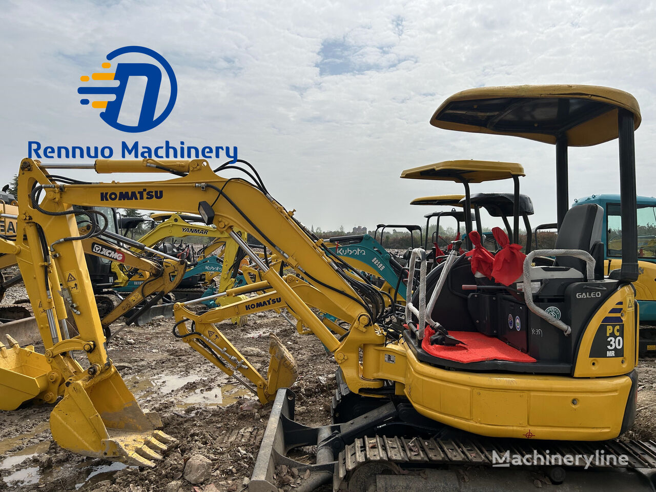 Komatsu PC30 bager guseničar