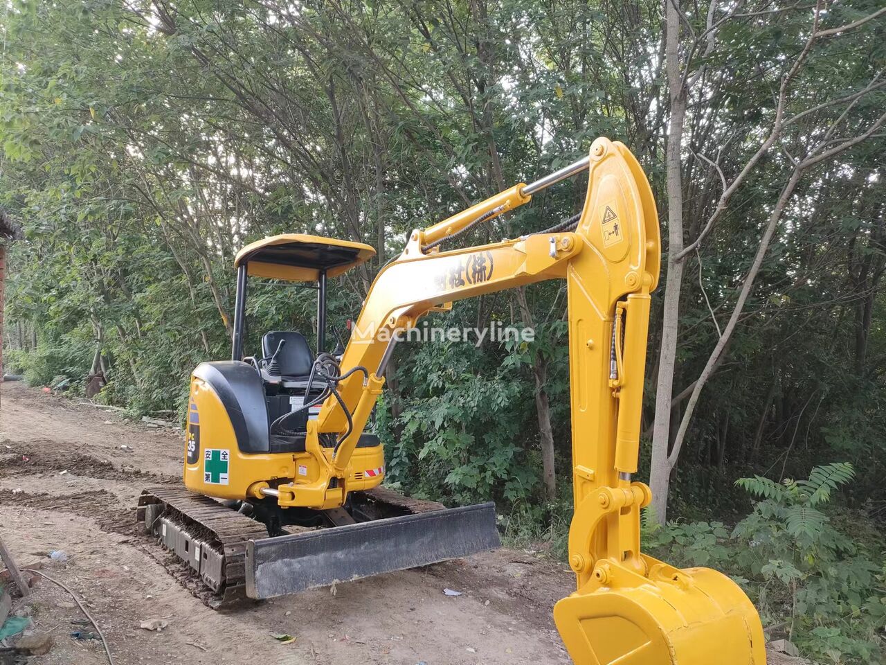 bager goseničar Komatsu PC35