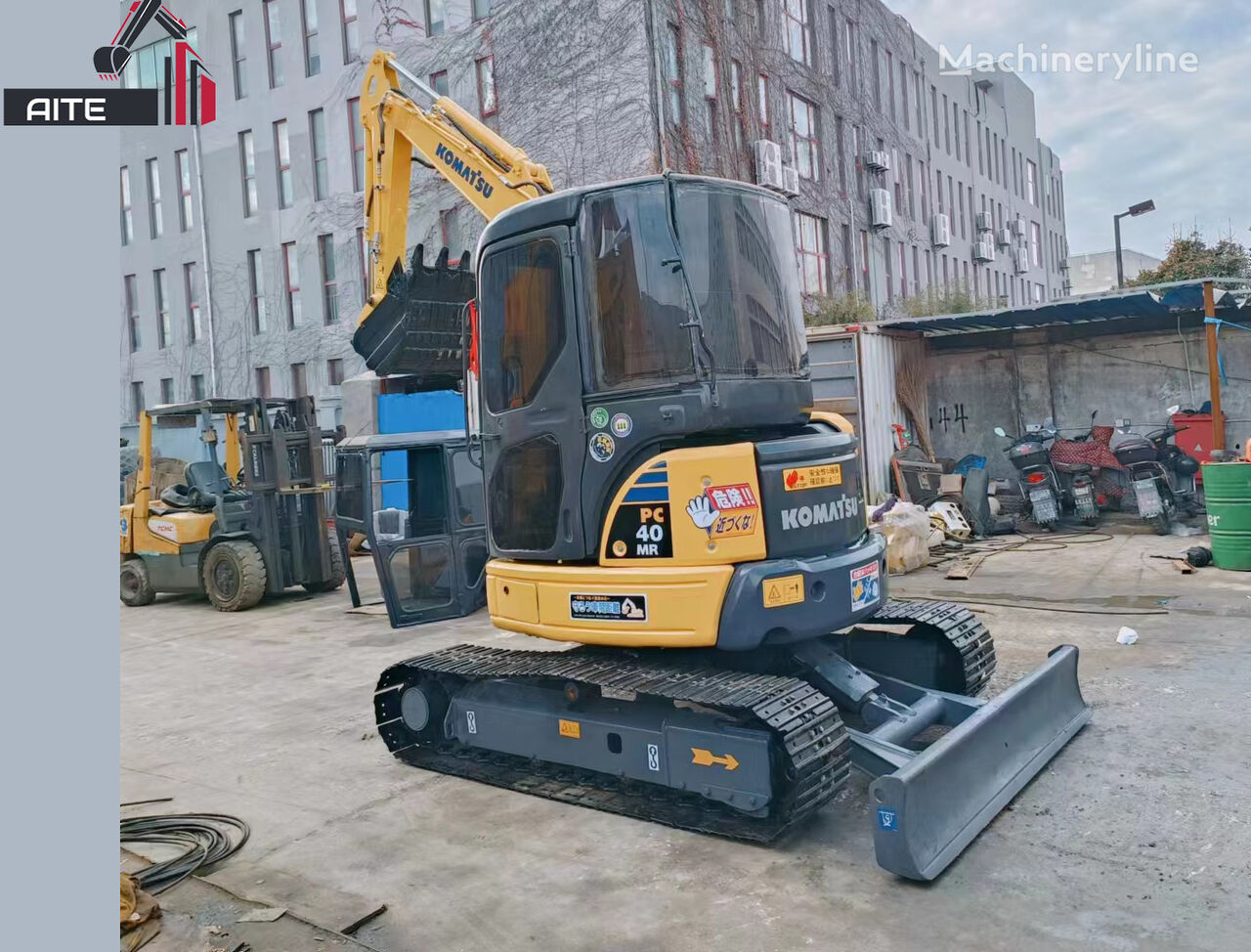 roomikekskavaator Komatsu PC40