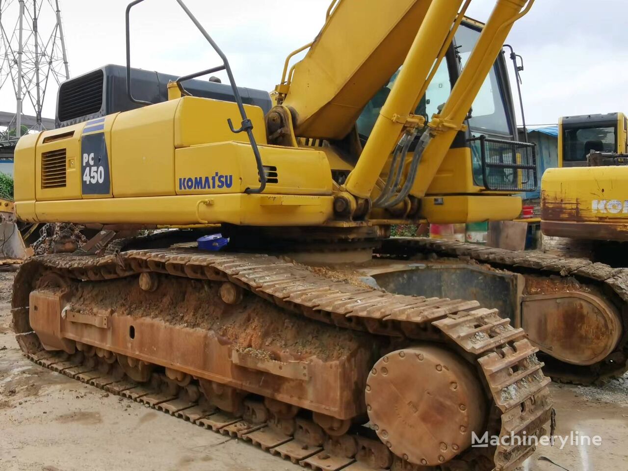 excavator dengan track Komatsu PC400