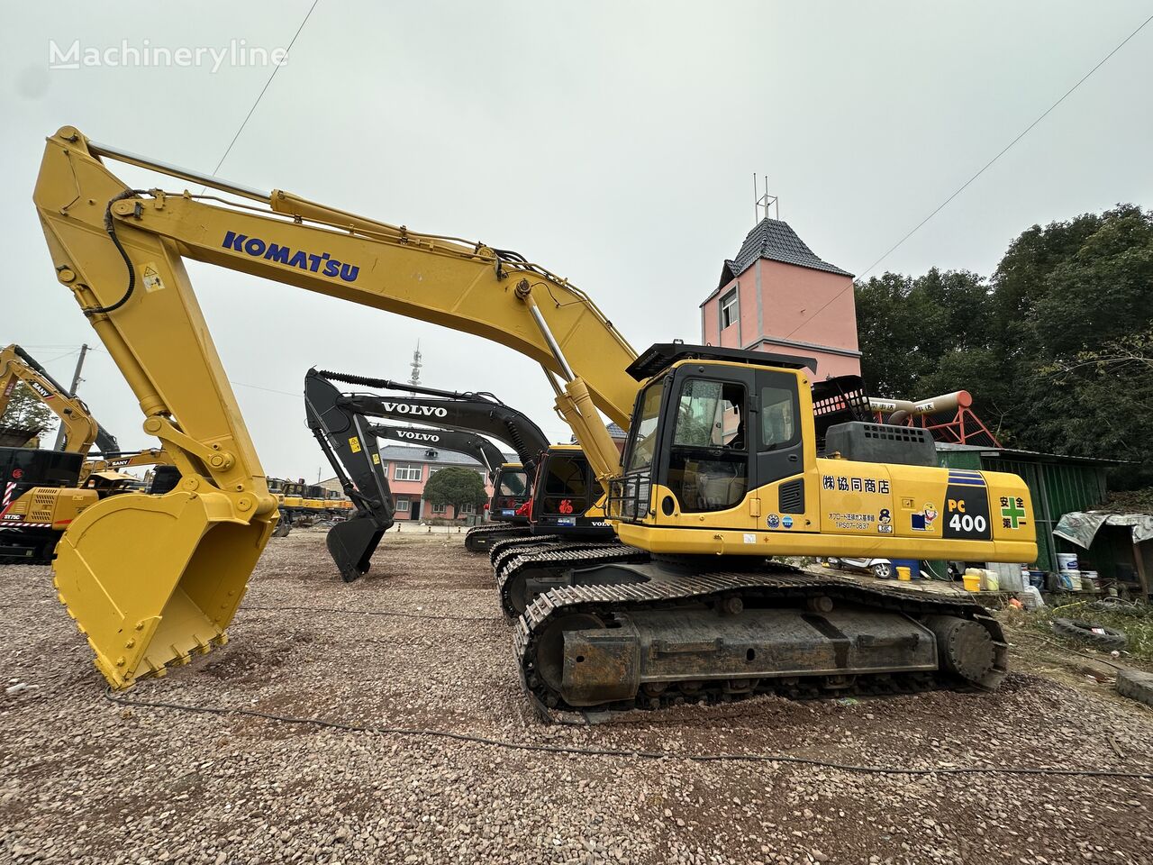 bager goseničar Komatsu PC400-8