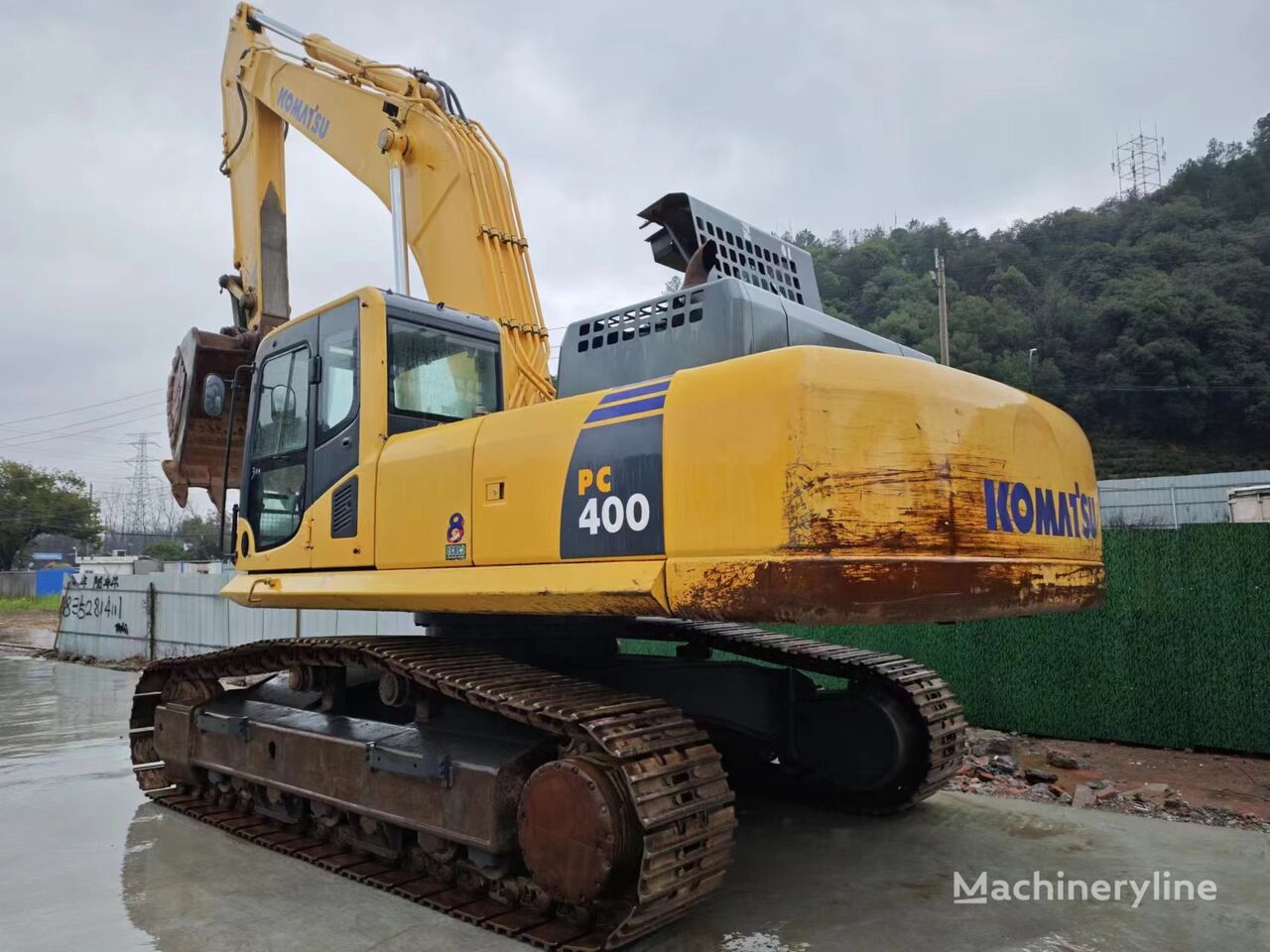 bager goseničar Komatsu PC400-8R