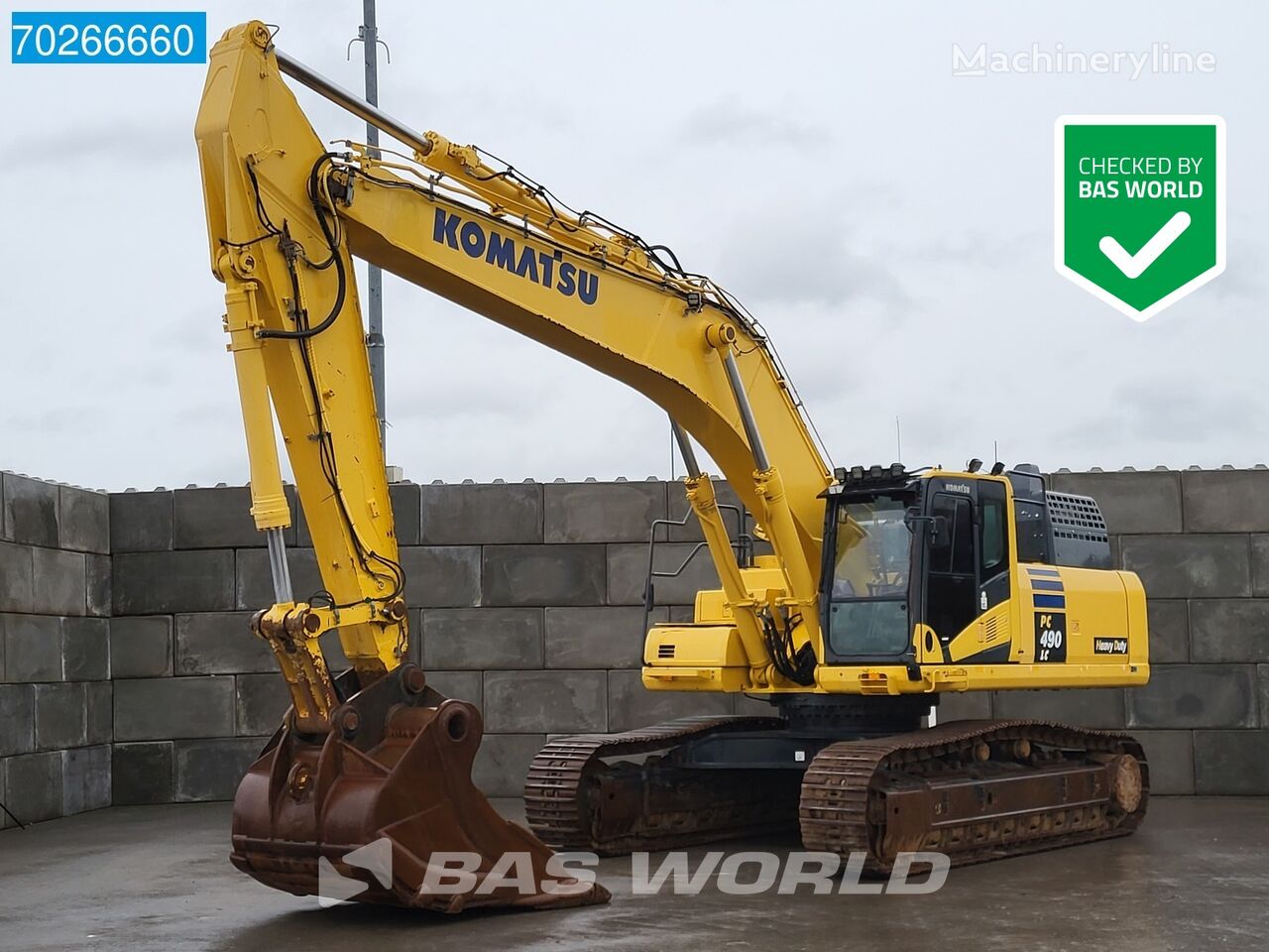 Komatsu PC490 LC -11 tracked excavator