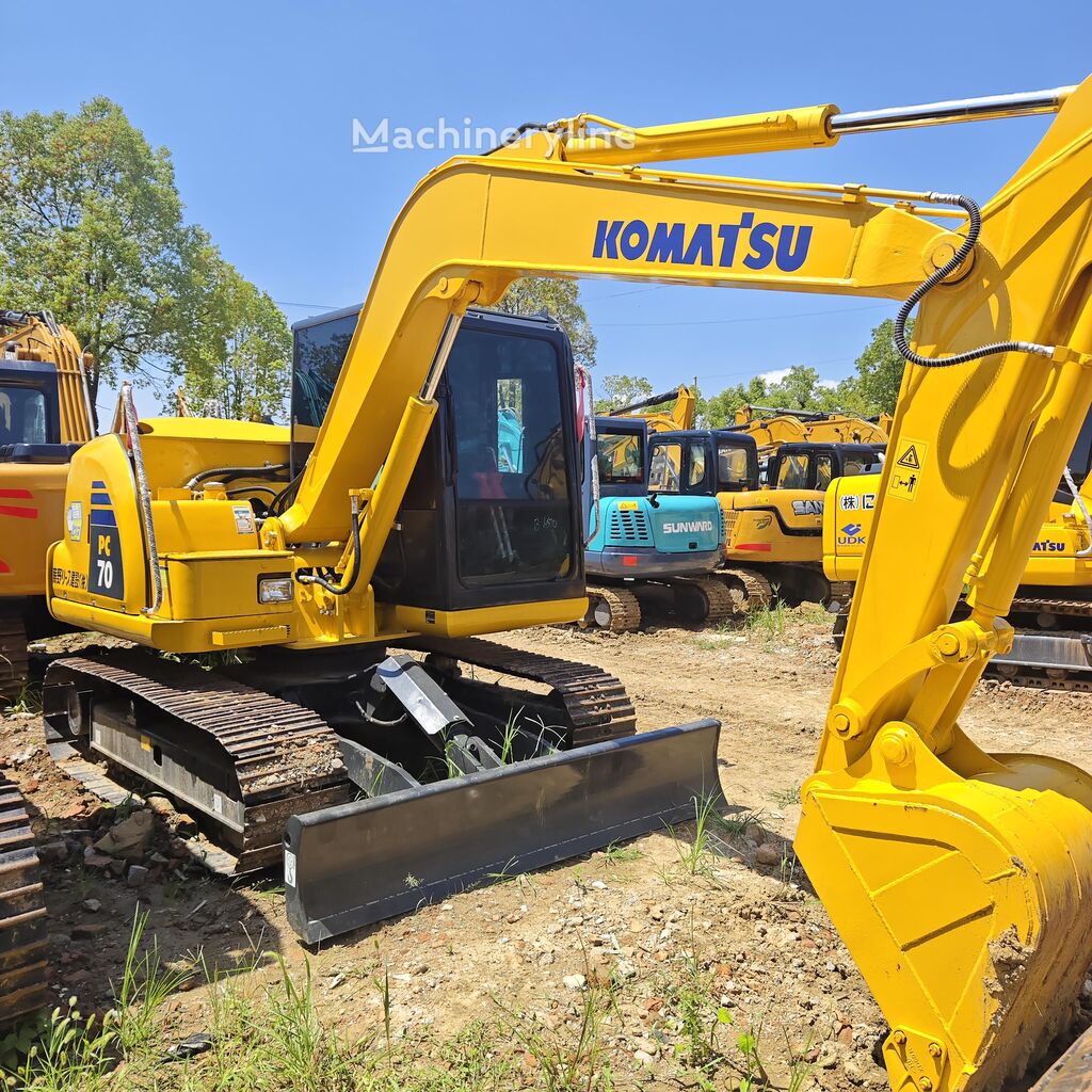 Komatsu PC70-8 bager gusjeničar