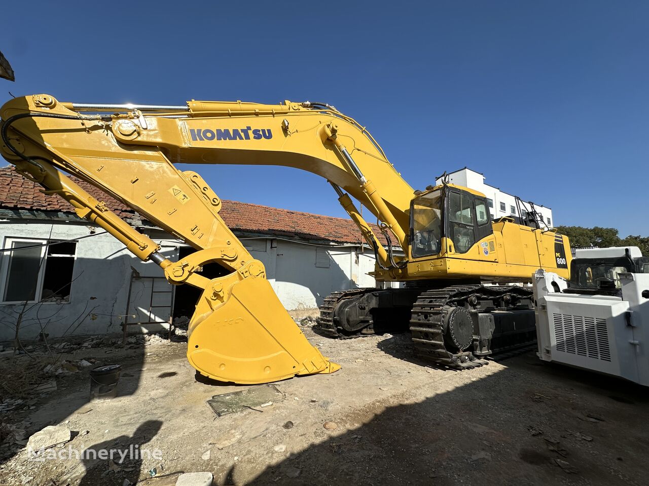 Komatsu PC800 tracked excavator