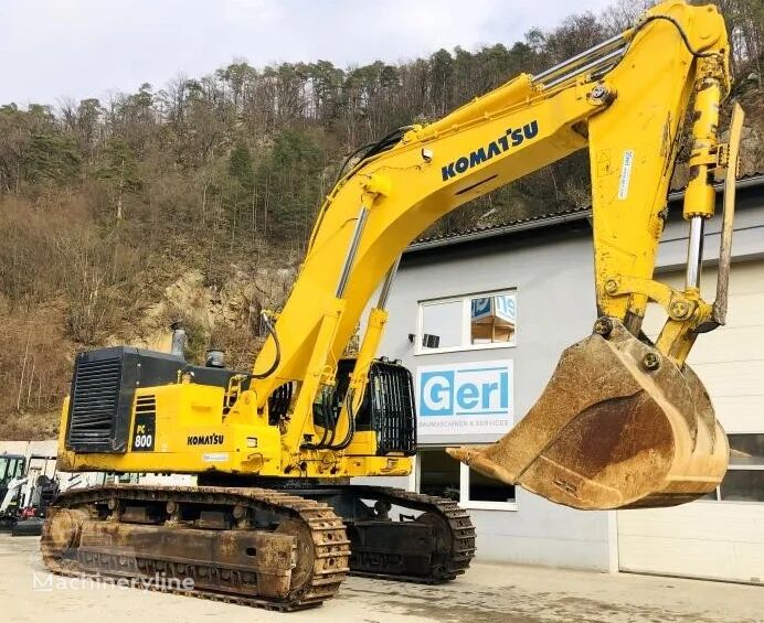 Komatsu PC800 tracked excavator