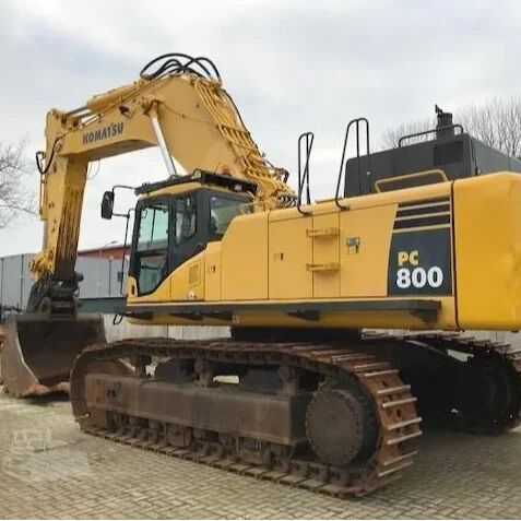 Komatsu pc800 tracked excavator