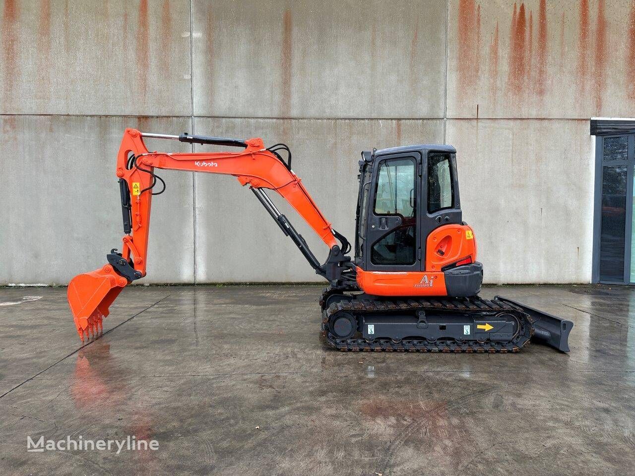 트랙형 굴착기 Kubota KX163-5