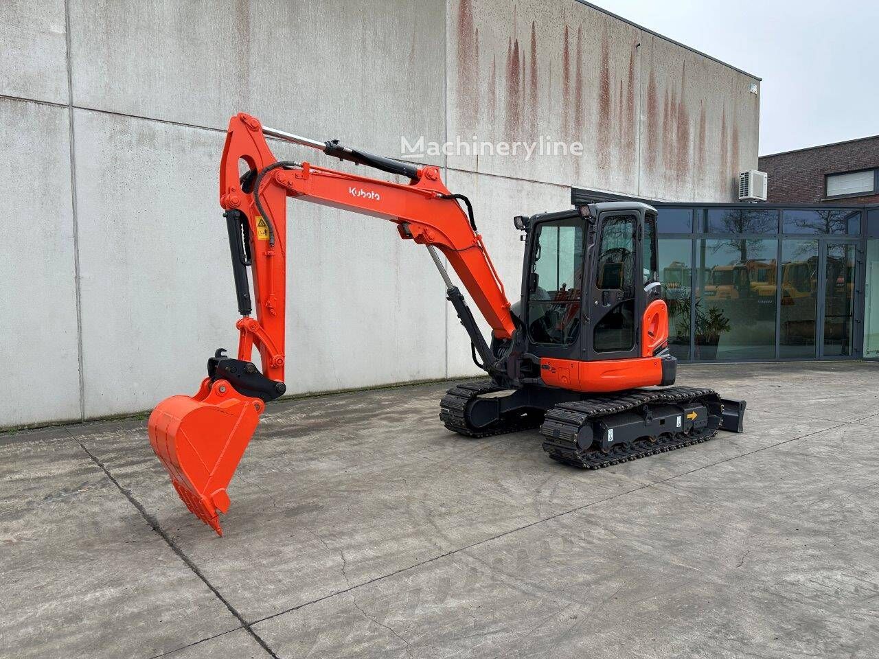 pelle sur chenilles Kubota KX163-5