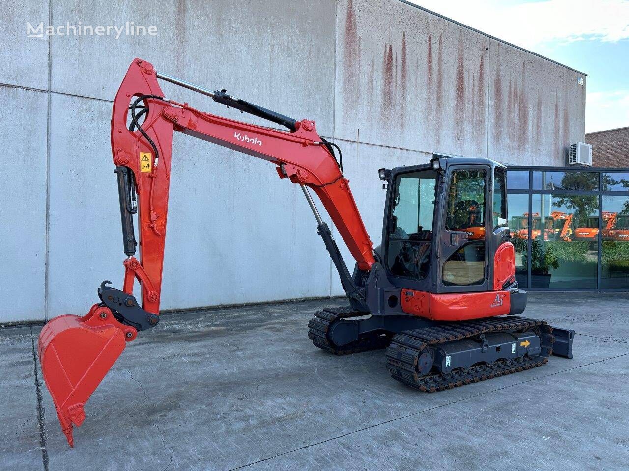 гусеничный экскаватор Kubota KX165-5