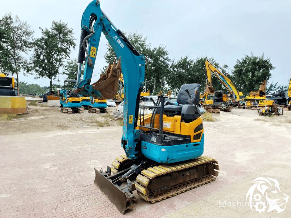 Kubota U15 tracked excavator