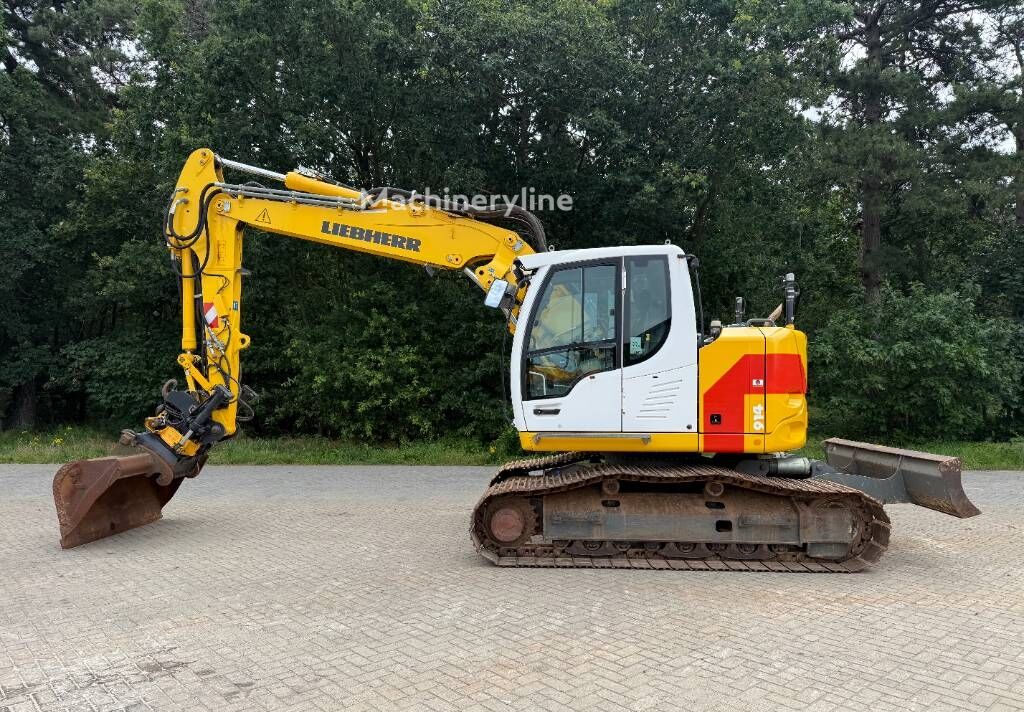 Liebherr R 914 Compact Litronic engcon ec219 excavadora de cadenas - Machineryline