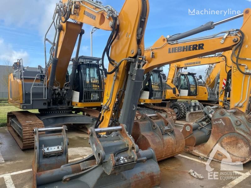 Liebherr R 926 LC tracked excavator