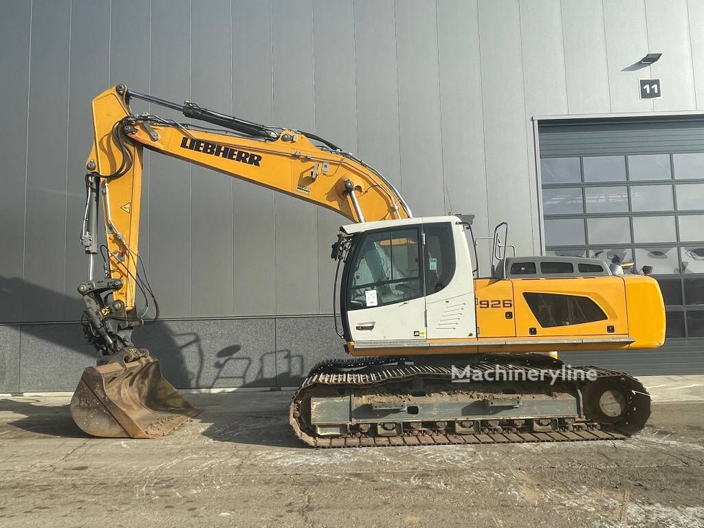 بيع حفارة مجنزرة Liebherr R 926 LC | Machineryline EG حفارة مجنزرة Liebherr R 926 LC - Machineryline