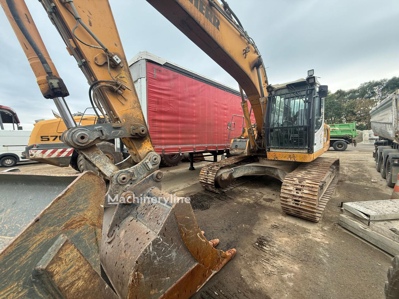 Escavadora de rastos Liebherr R916 LC - Machineryline