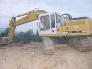 roomikekskavaator Liebherr R932 Litronic varuosadena