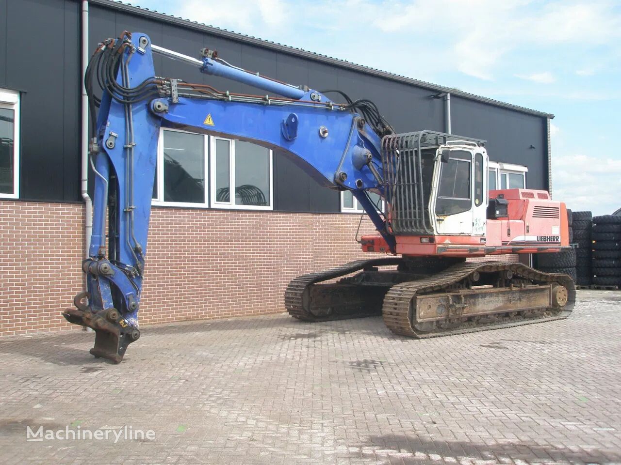 Liebherr R944B HDV tracked excavator